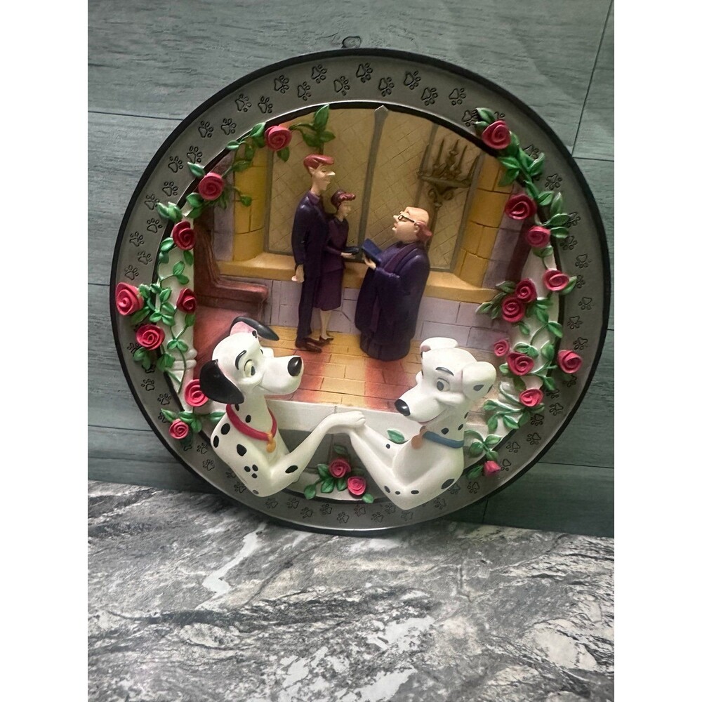 Disney 101 Dalmatians plate 3D - Picture 2 of 8
